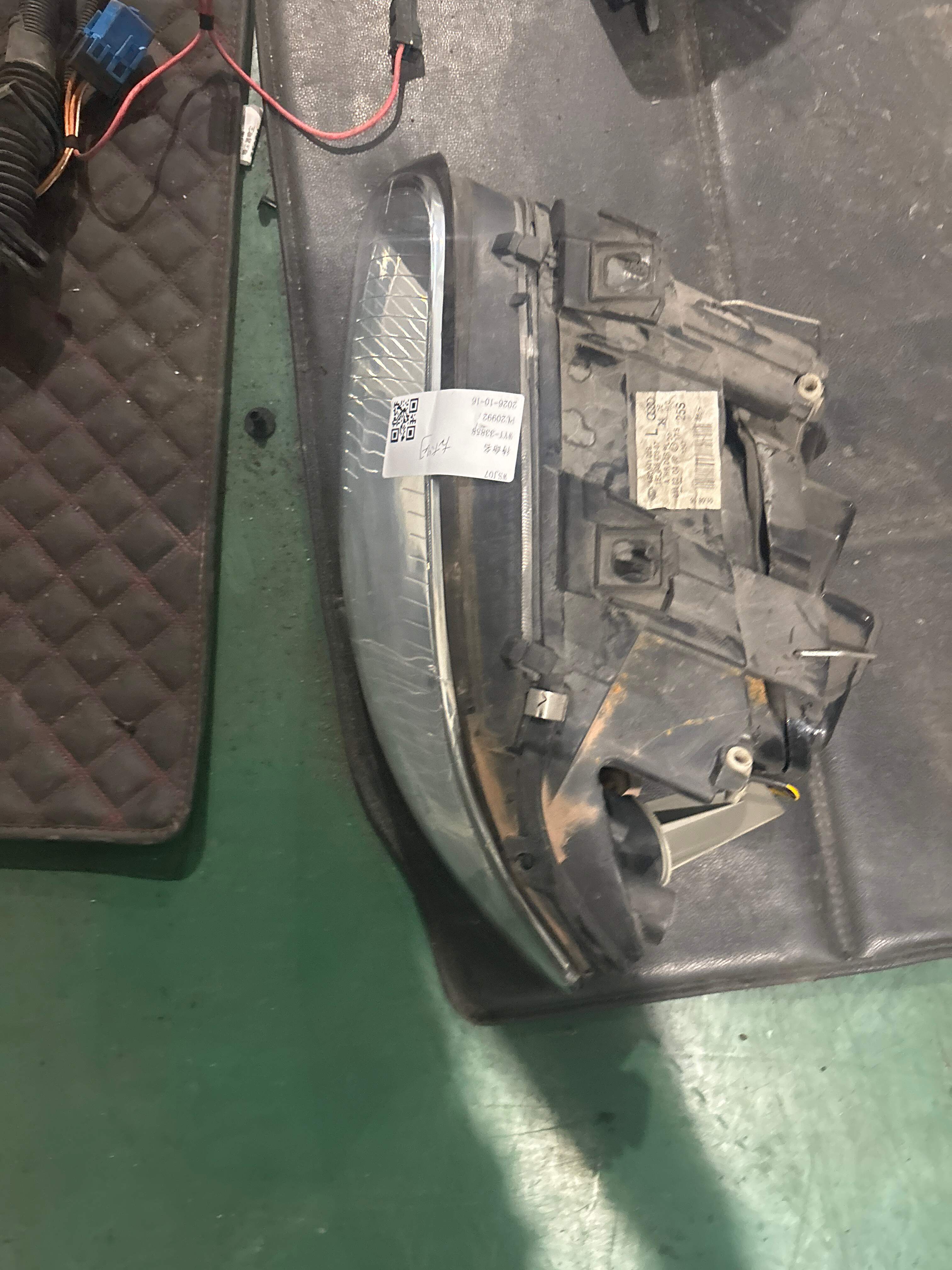 L4B0941003AC Front Headlight Assembly, Left