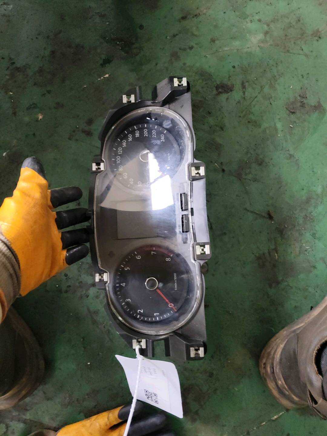 L18G920860 组合仪表总成