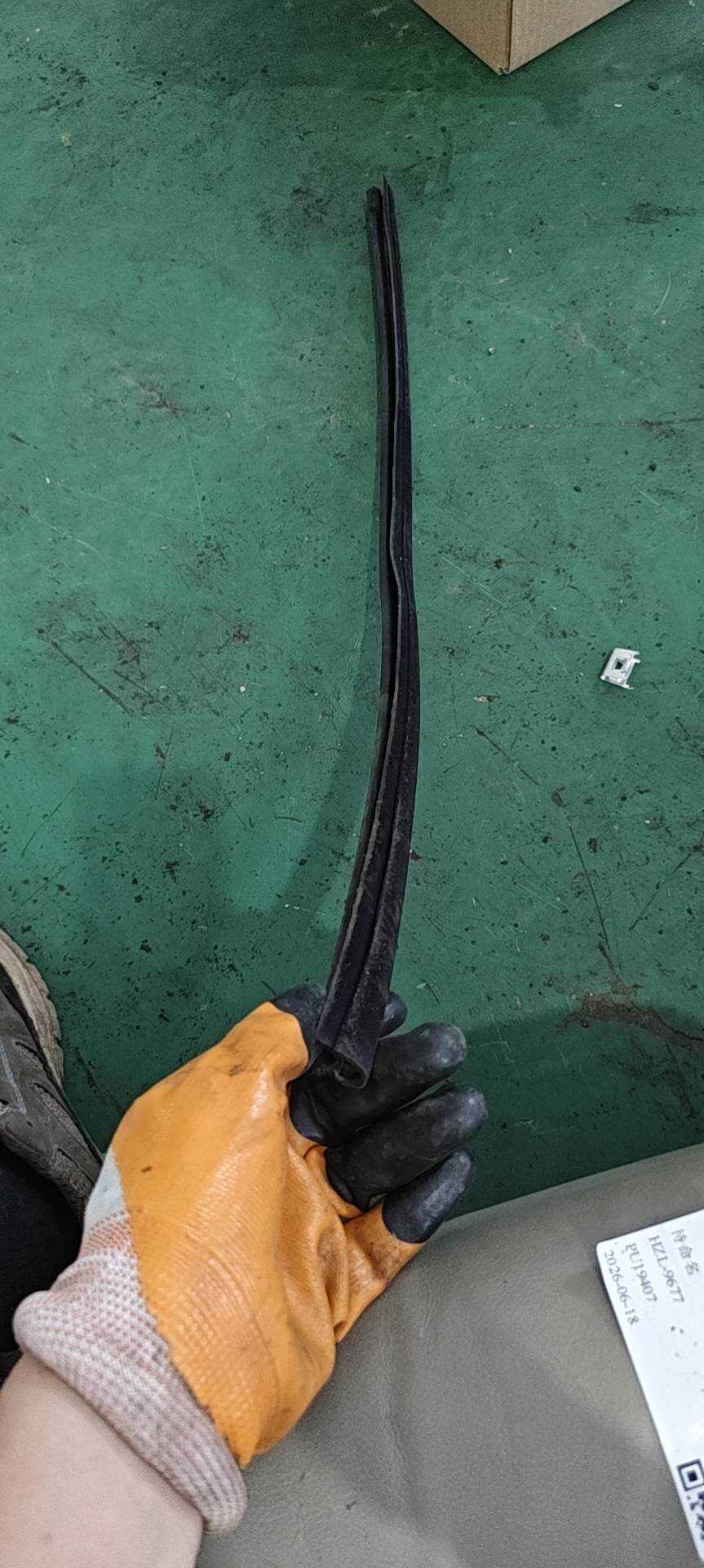 832311M000WK 后门玻璃压条（左内）