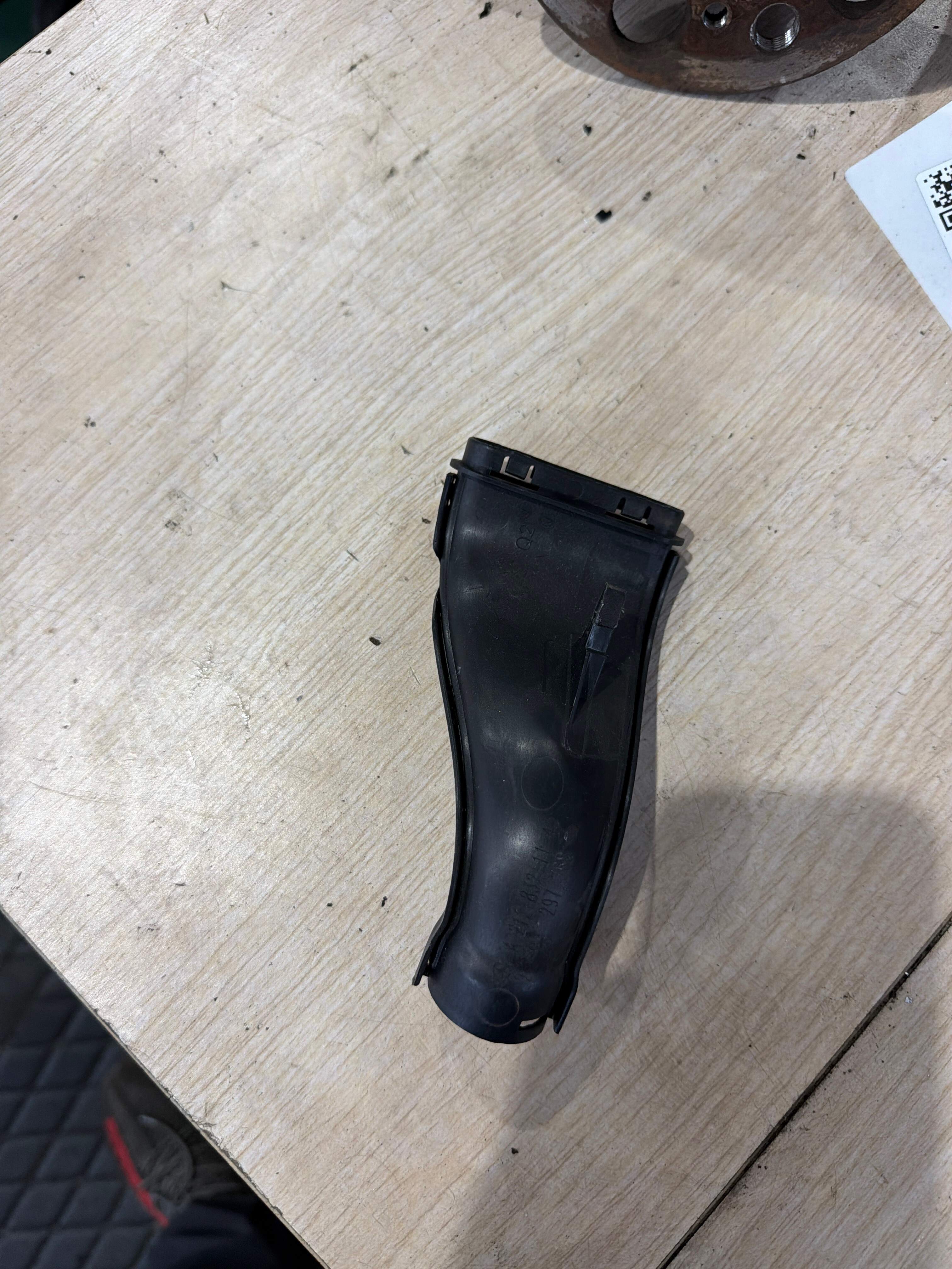 A2128321145 Cable Duct