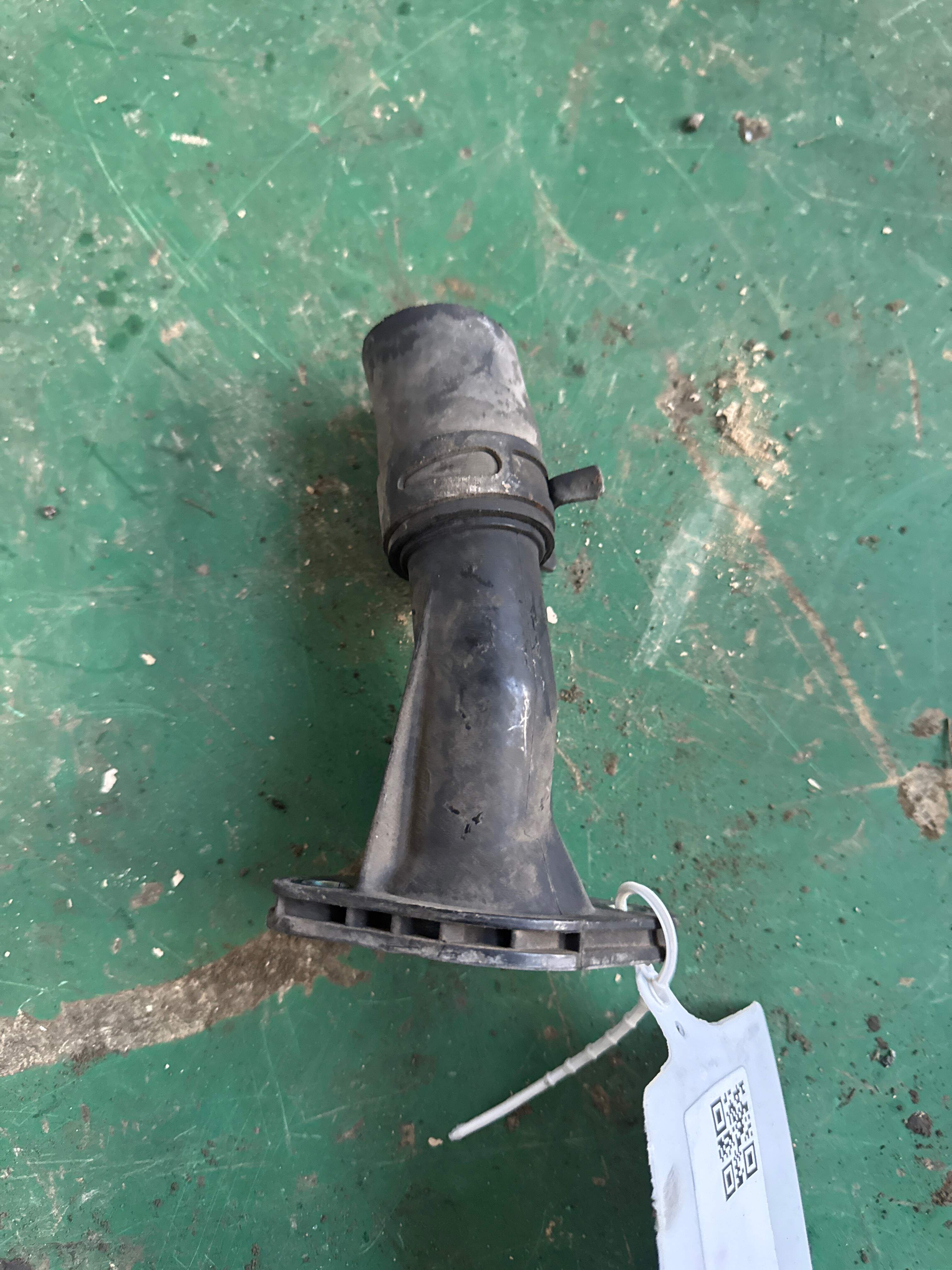 256312B050 节温器盖