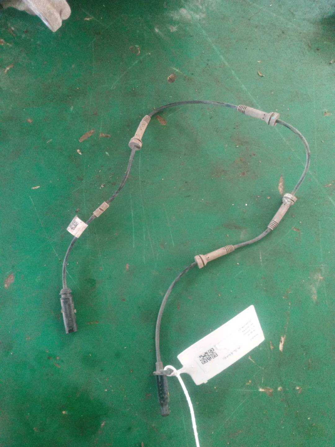34526869992 ABS后轮传感器