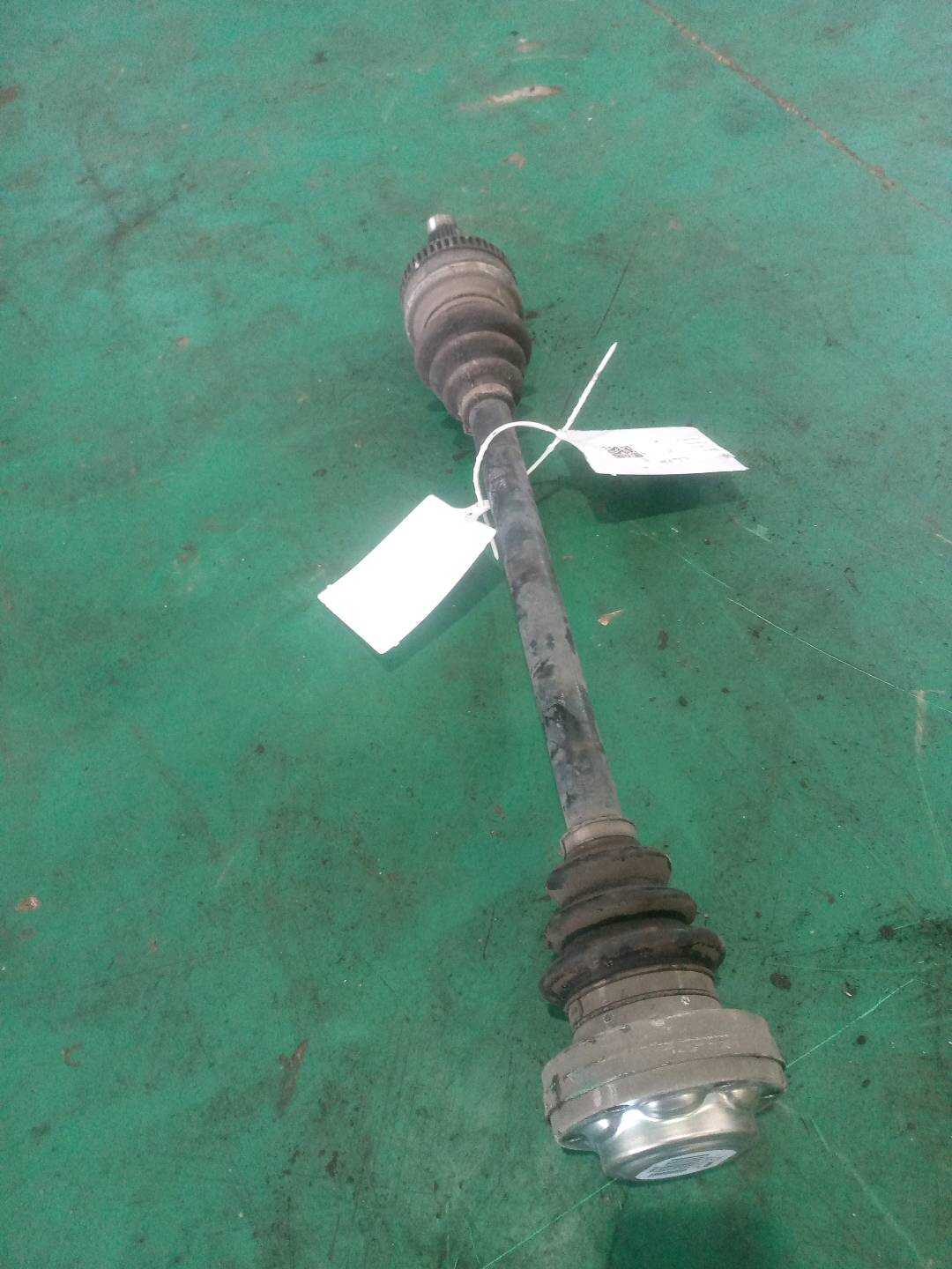 33217547069 后半轴(左)