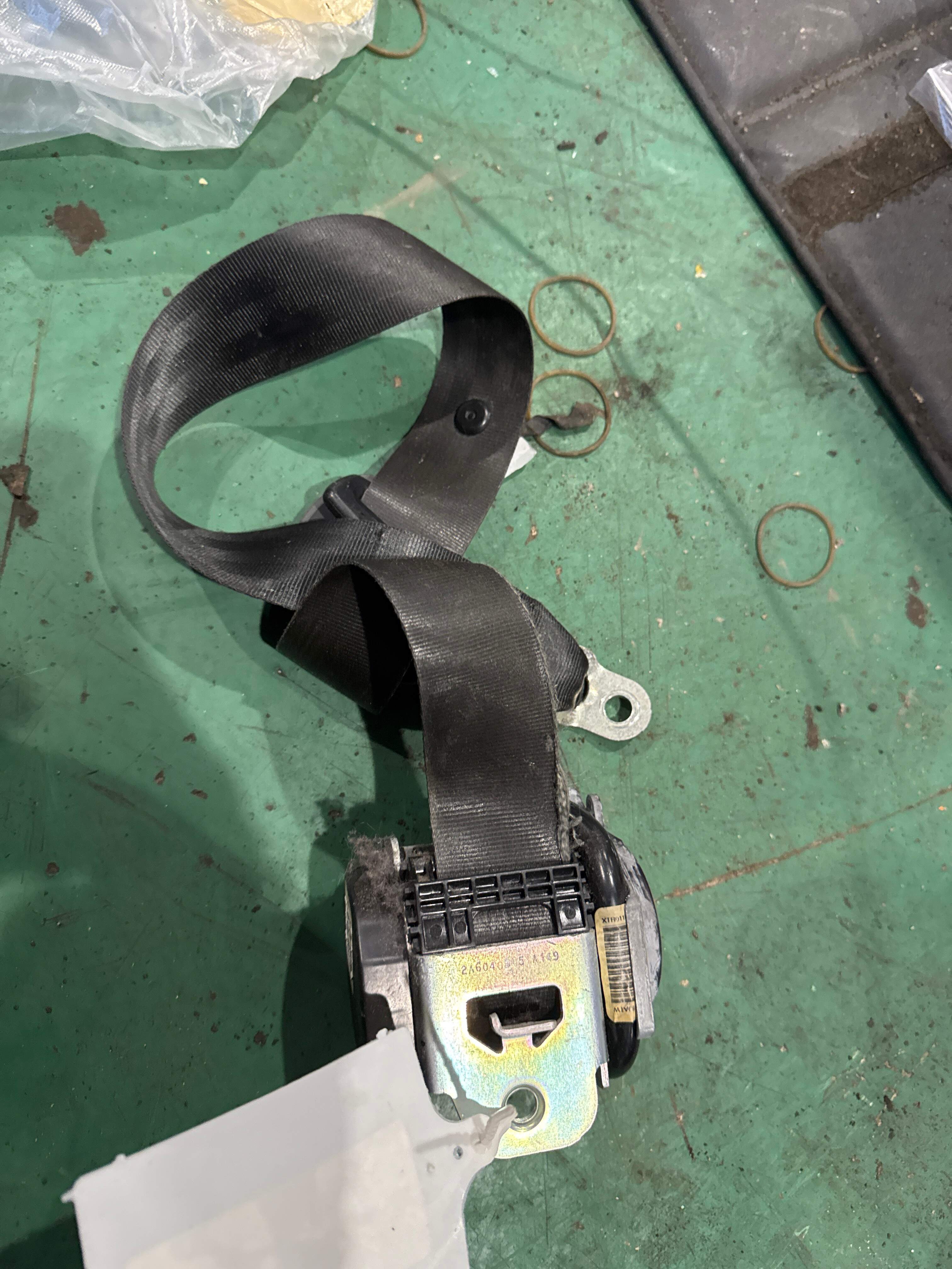 1K4857705BE Driver Seat Belt