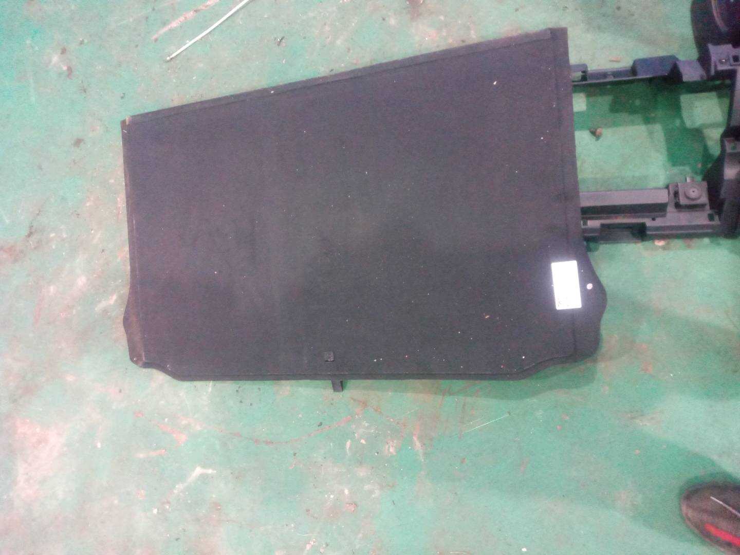 SC5608010 行李箱盖板总成