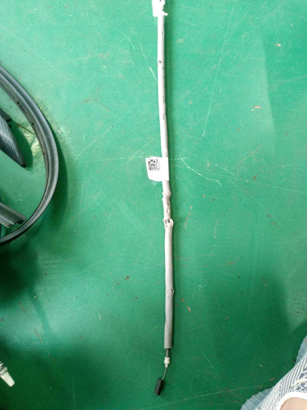 51217192401 前门内拉手拉线(右)