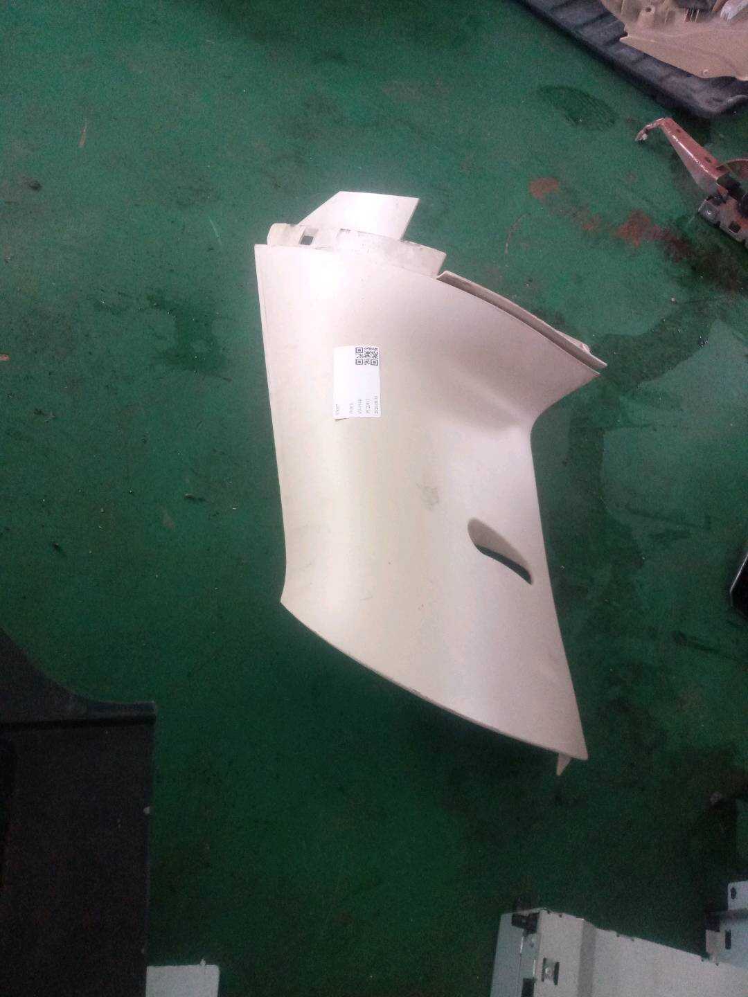 EMR500464NUG D柱内衬(右上)