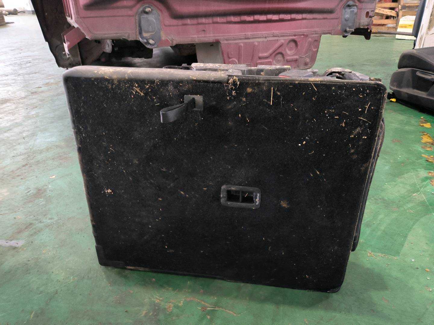 5TD883776A 第三排后座椅(右)