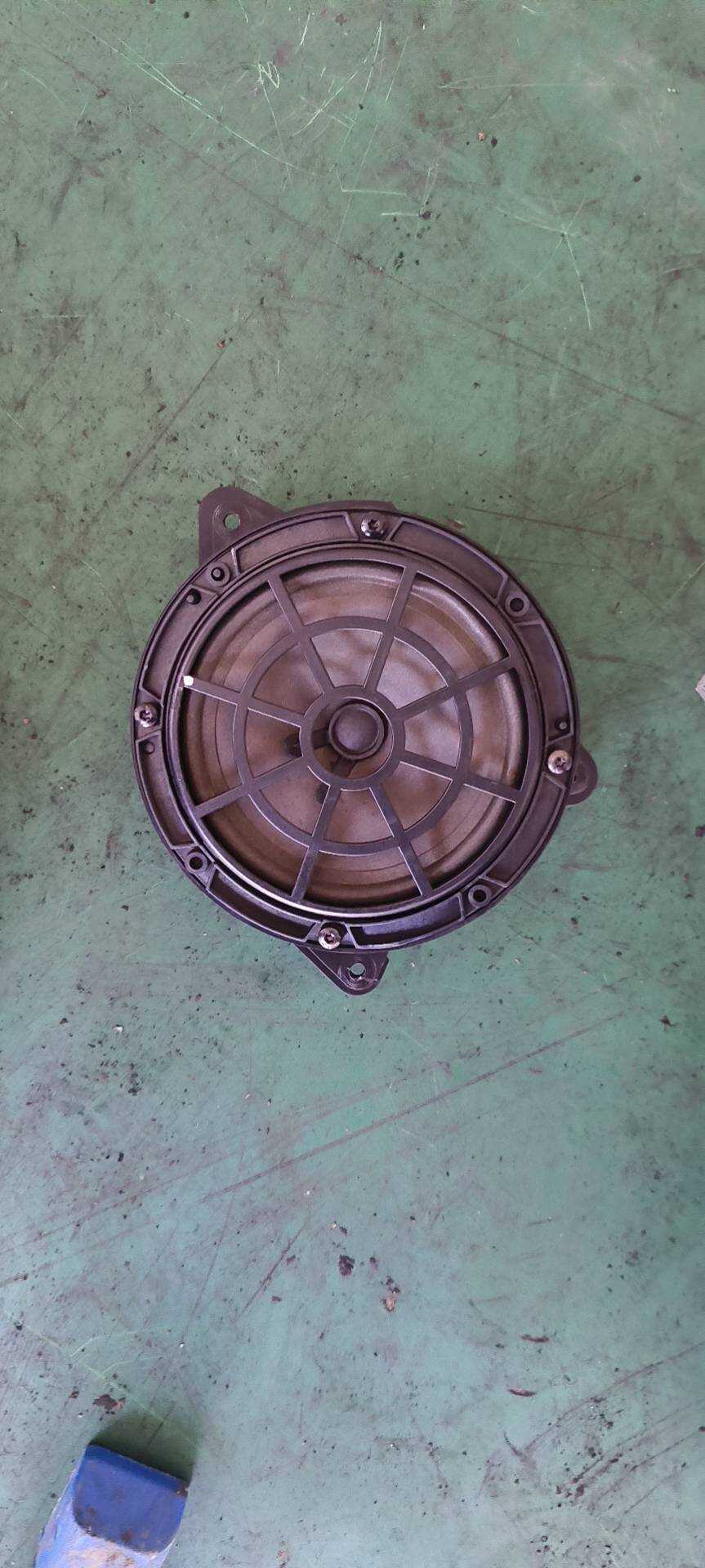 6562X2 Front Door Speaker, Left