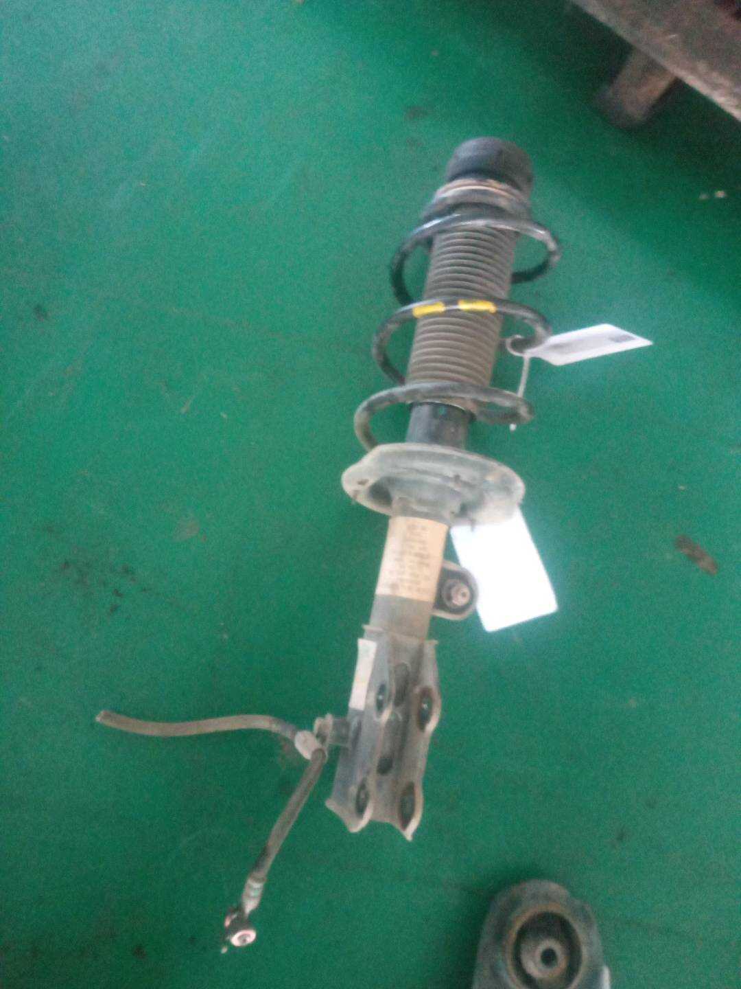 10366741 前减震器总成