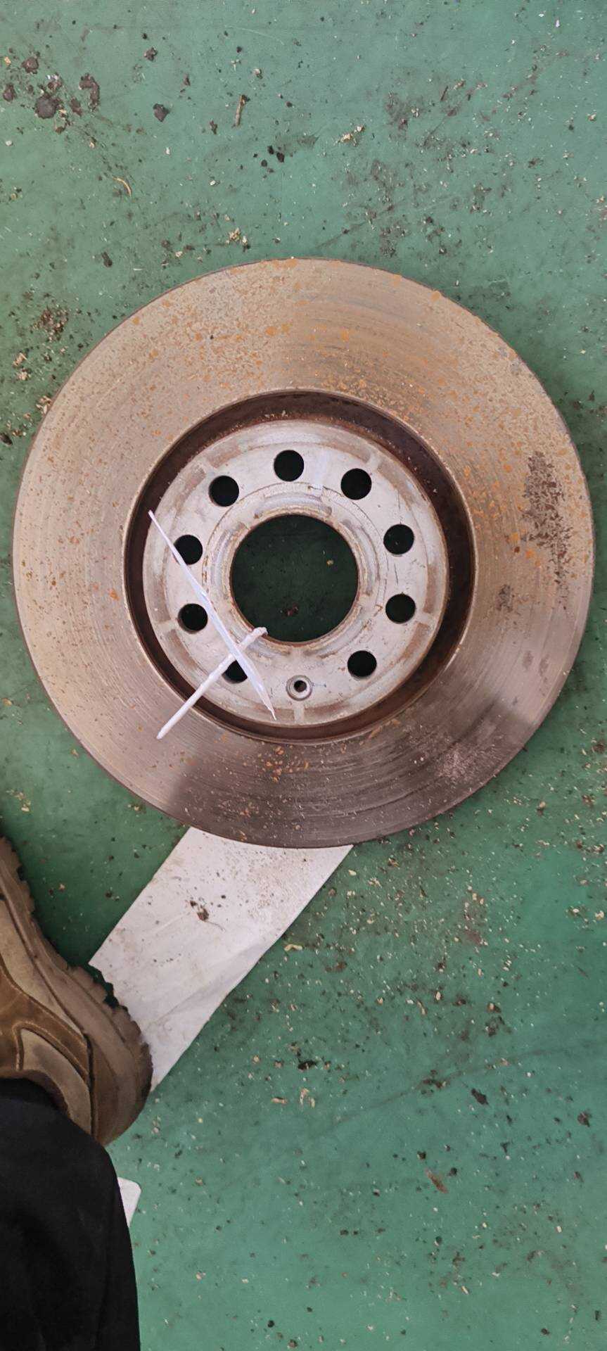 L3CD615301 Front Brake Disc