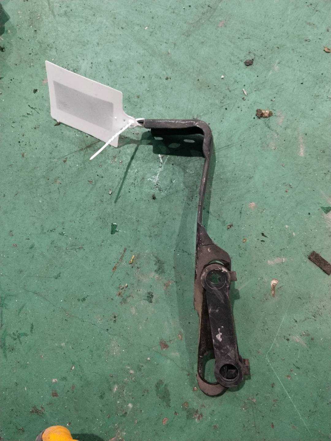 A2044926541 Exhaust Pipe Bracket, Front