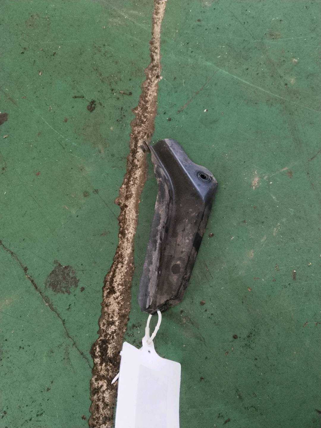 61667209551 上部清洗液容器支架