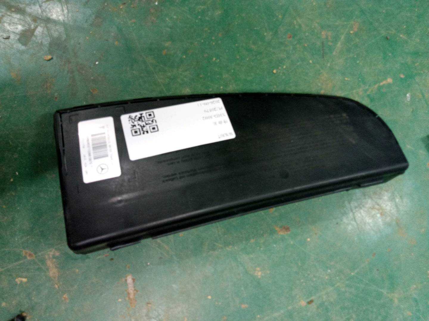 A1668600502 前座椅侧气囊（左）