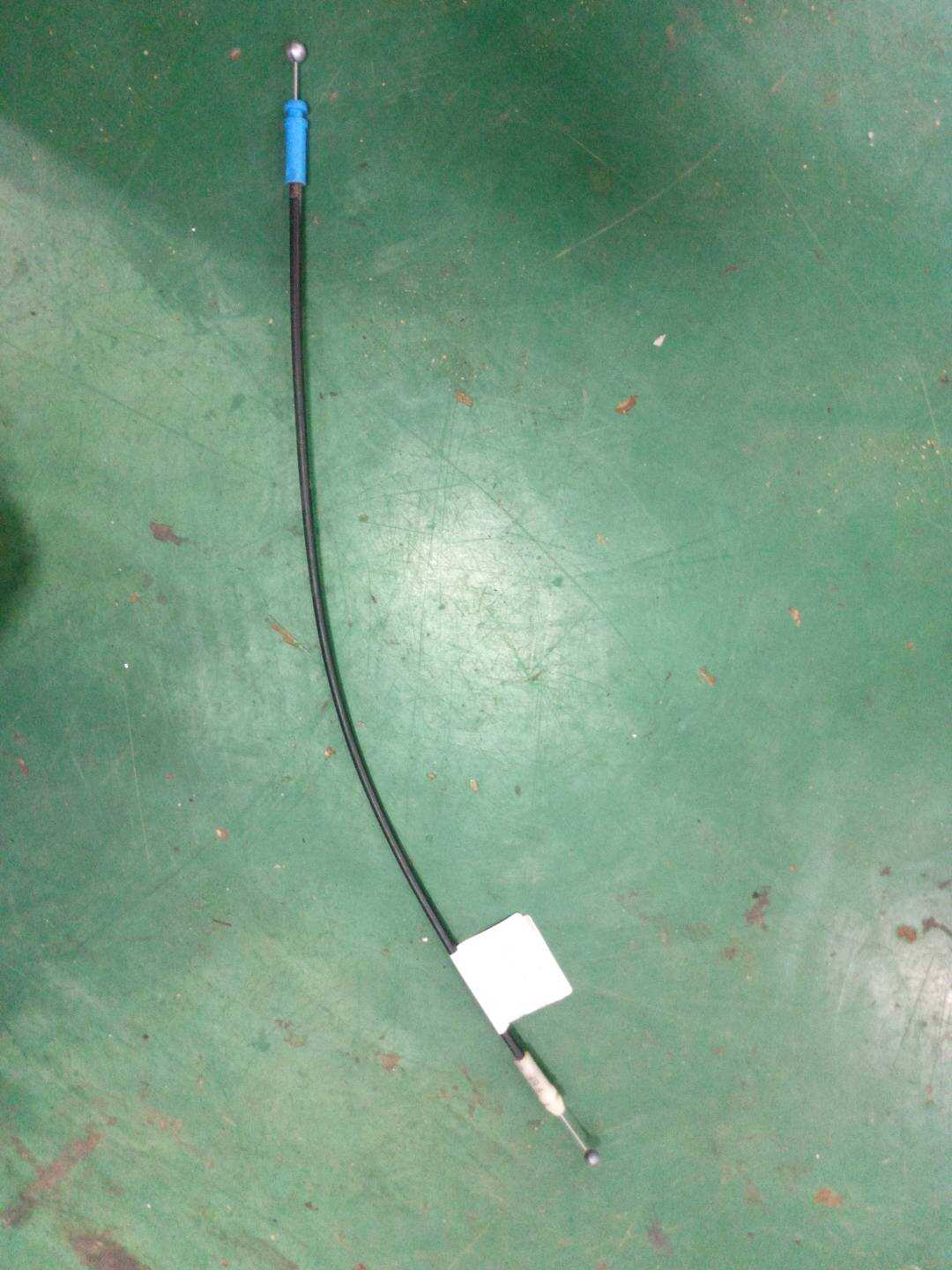 6975002340 前门内拉手锁止拉线(左)