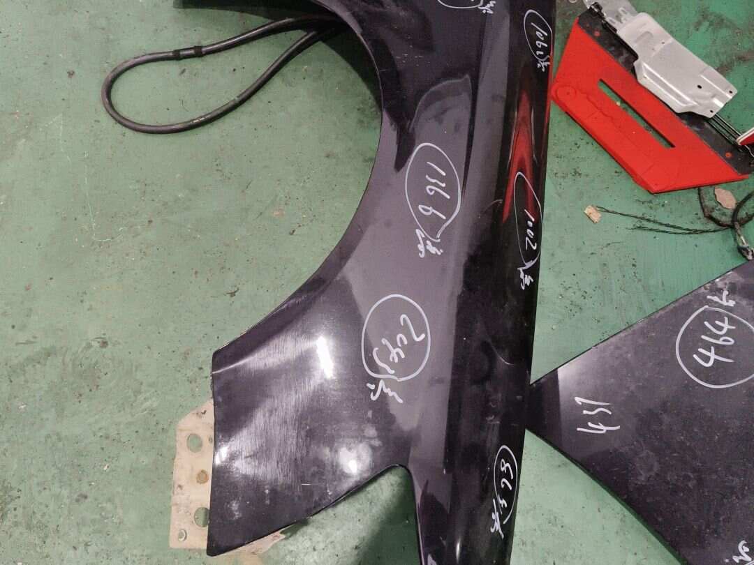 L4FD821104 前叶子板(右)