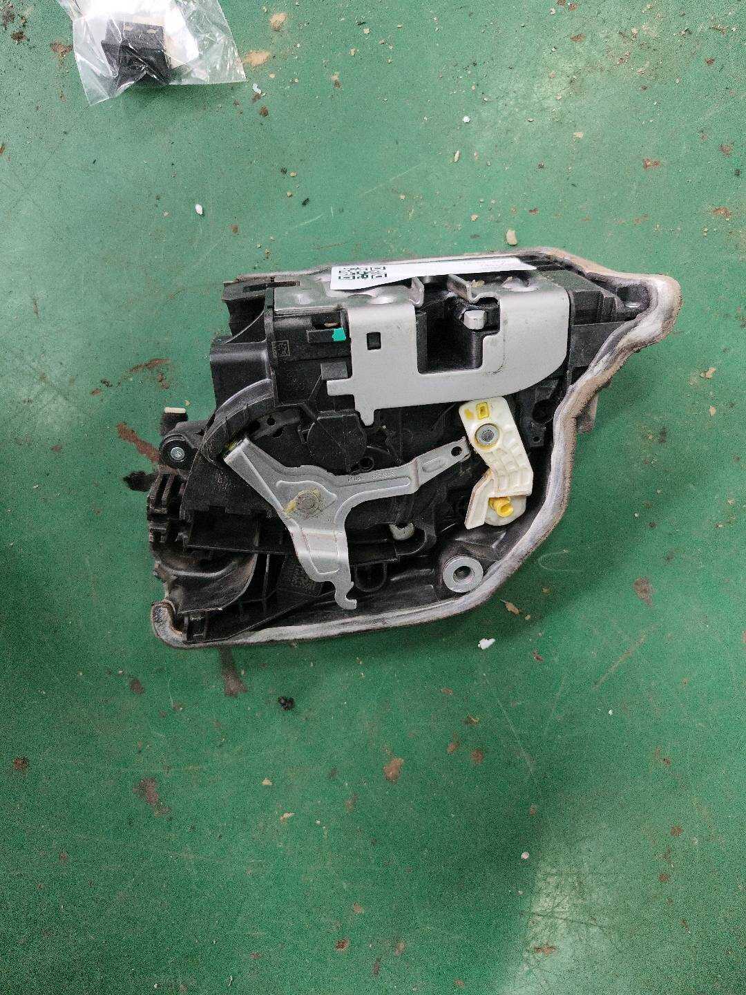 51217487999 Front Door Lock Mechanism, Left