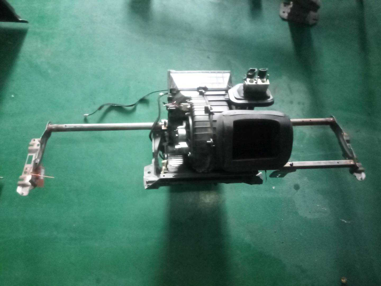 7G9119850AB 蒸发箱