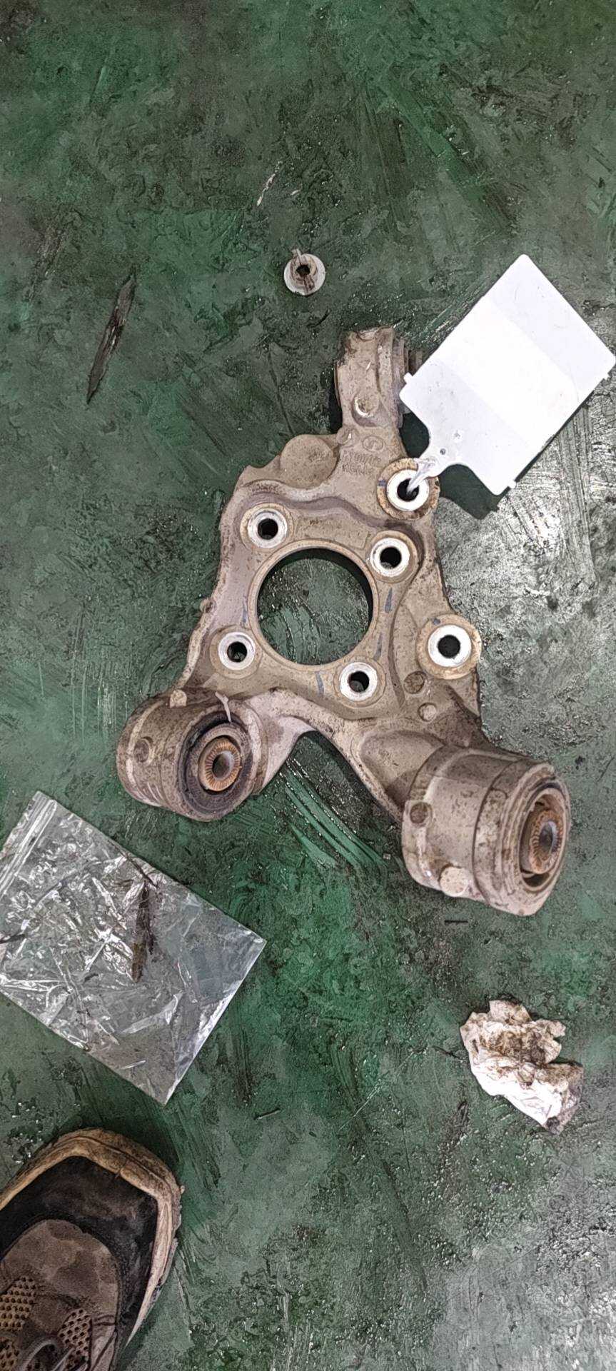3301200AKY00B 右后转向节及轮毂制动器装配总成