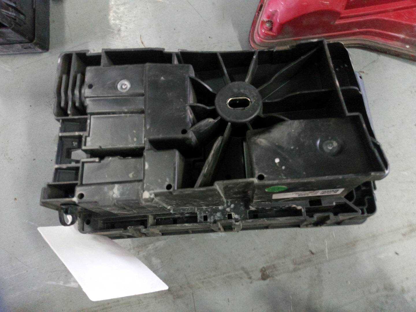 95963459 发动机保险盒