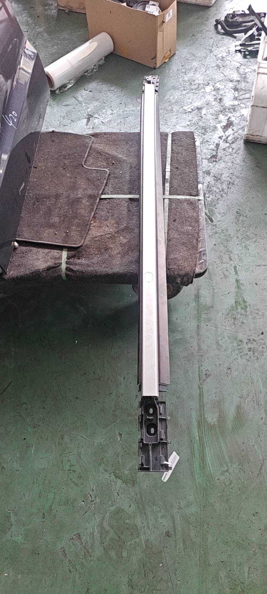 5709130XKZ0YA 行李架左前盖总成