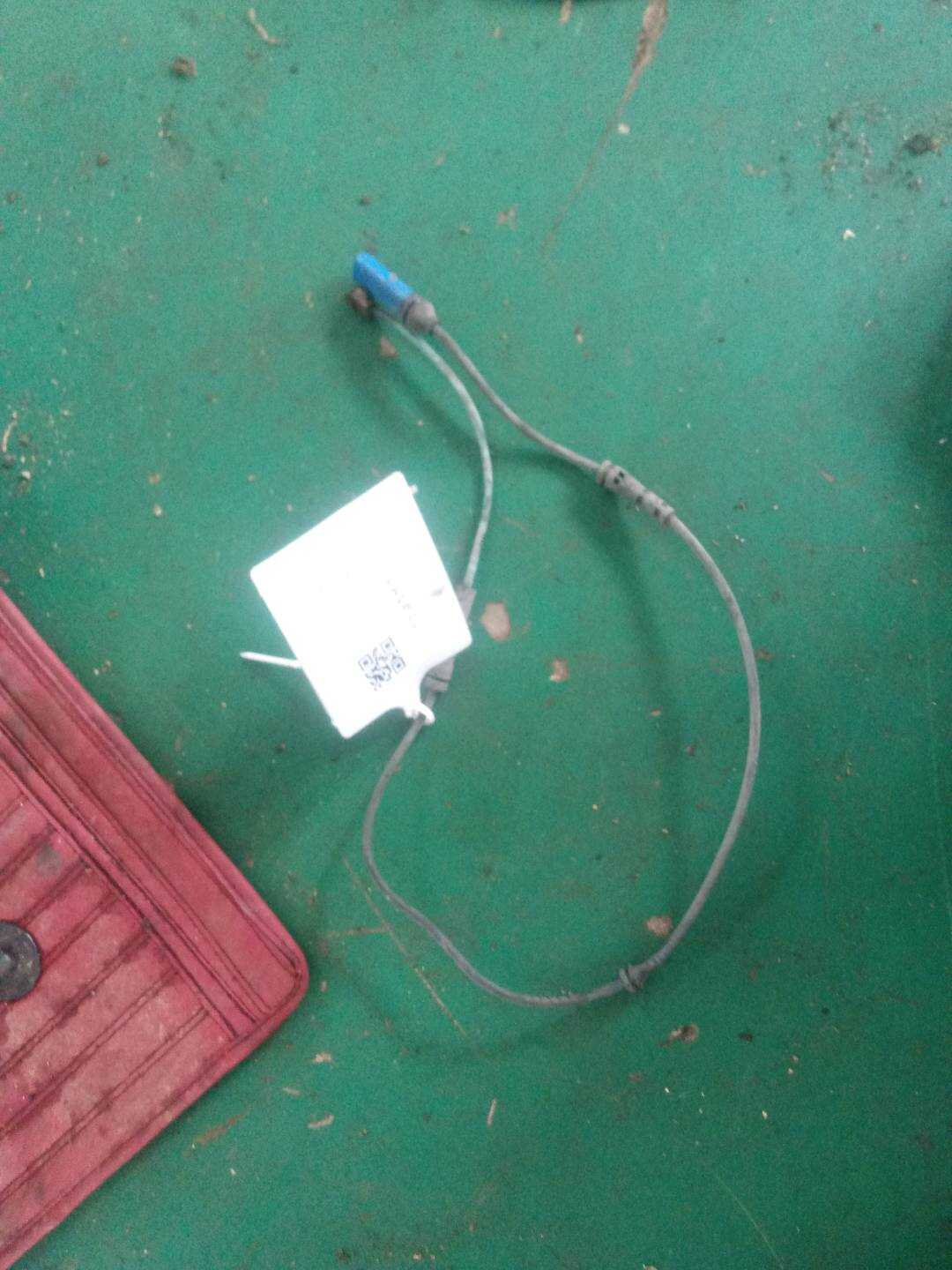 34356890788 前刹车感应线