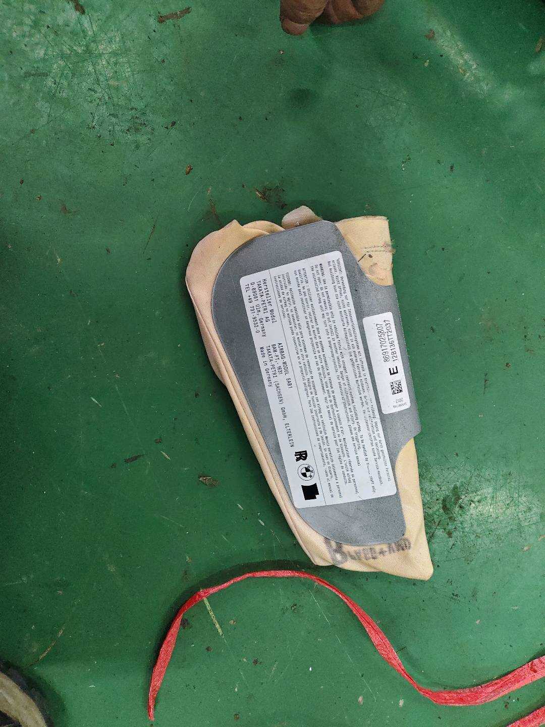 72127949996 Front Seat Side Airbag, Right