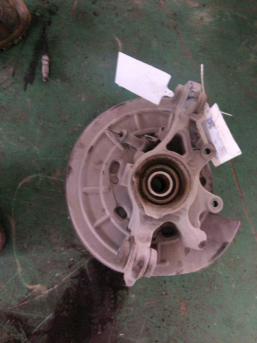 RLH500120 Rear Steering Knuckle, Right
