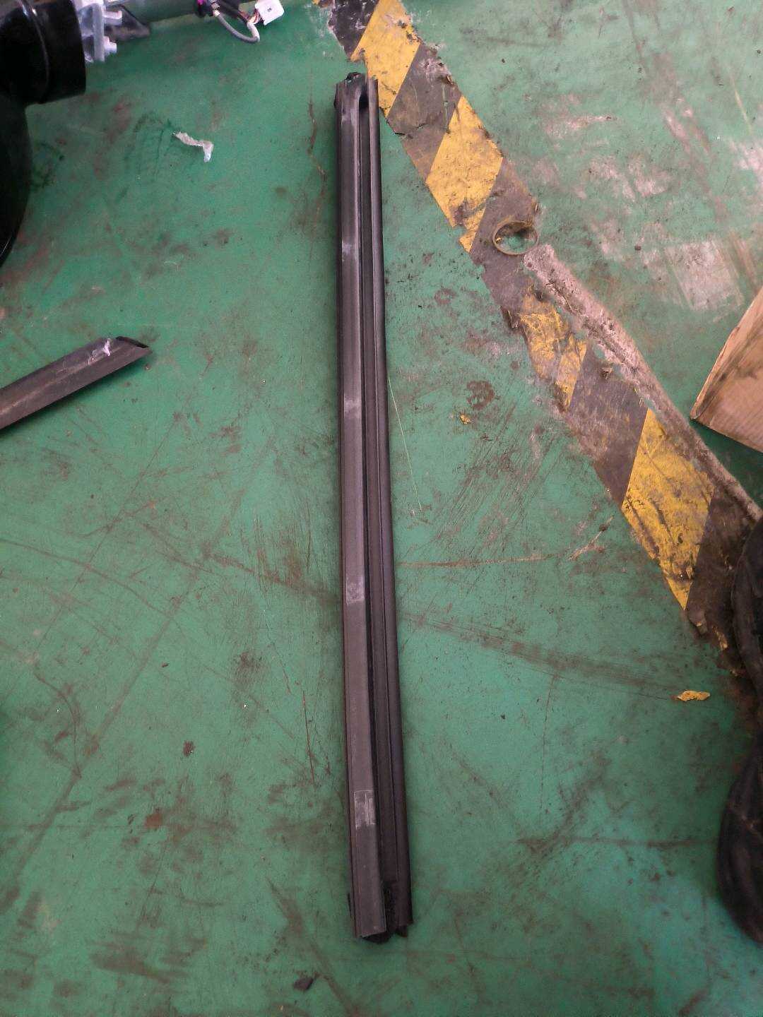 P0007816AH Front Door Inner Belt Weatherstrip - Left