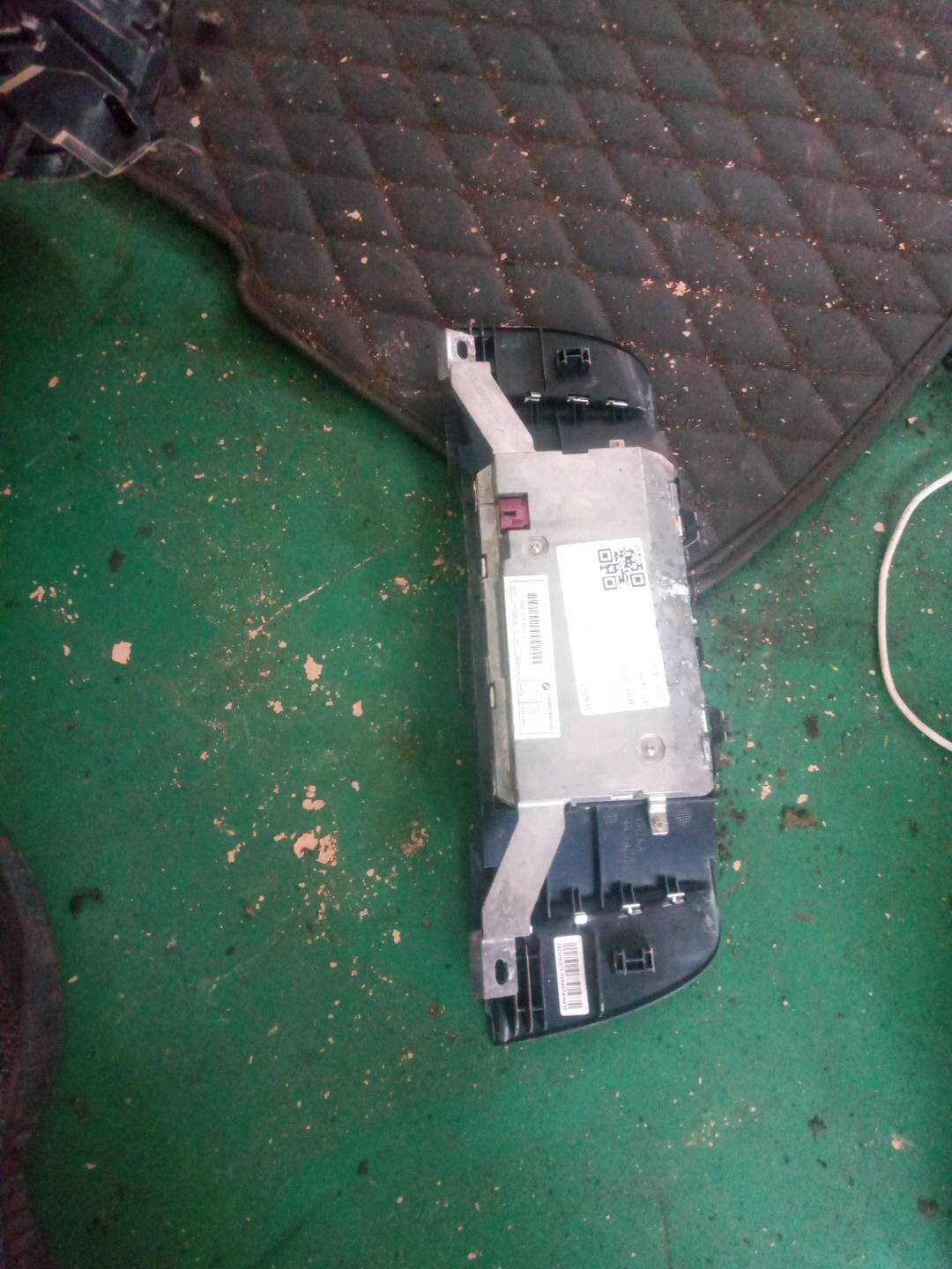 65509289007 仪表台中央显示器
