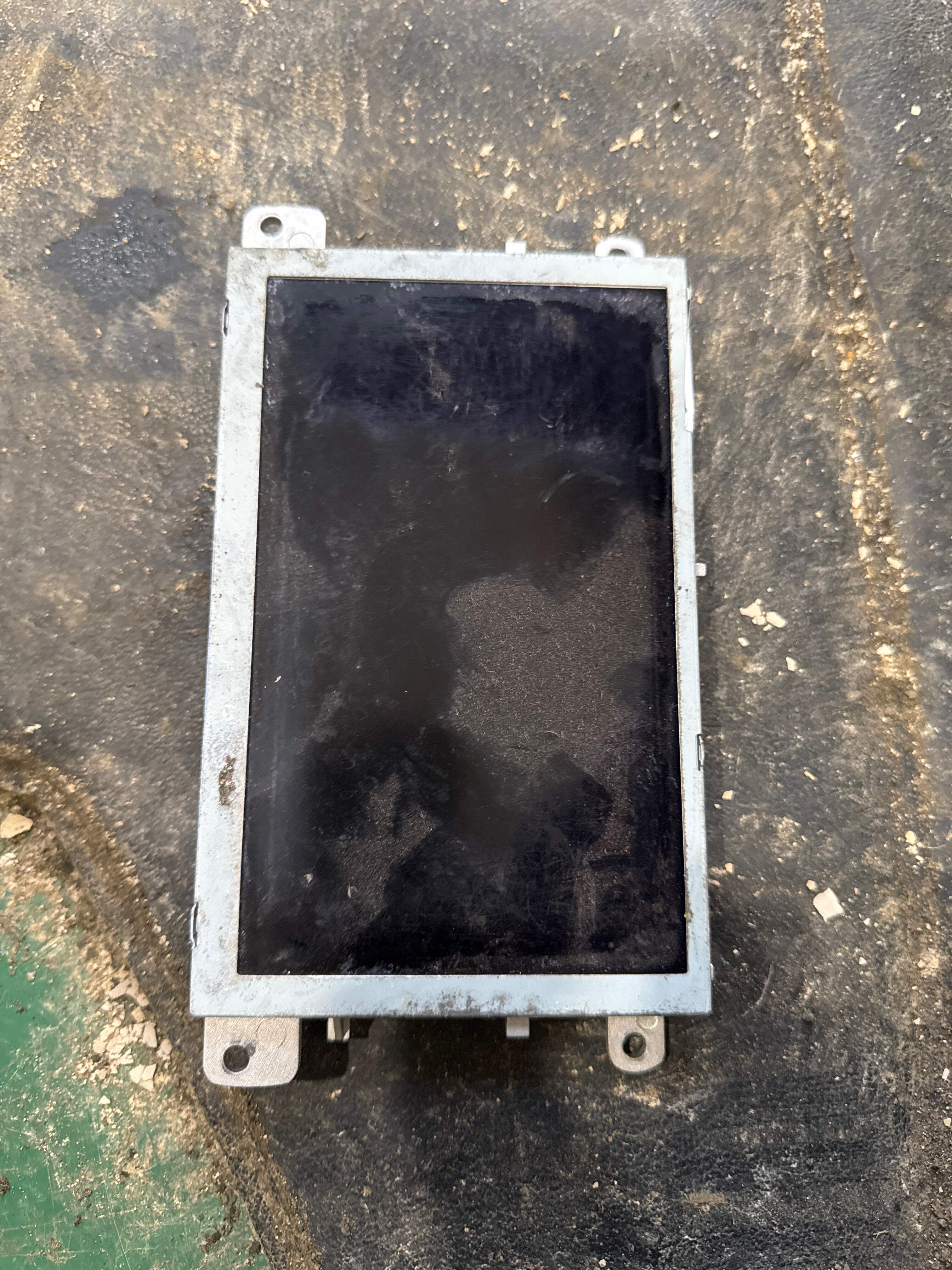 L8RD919604A 仪表台中央显示器