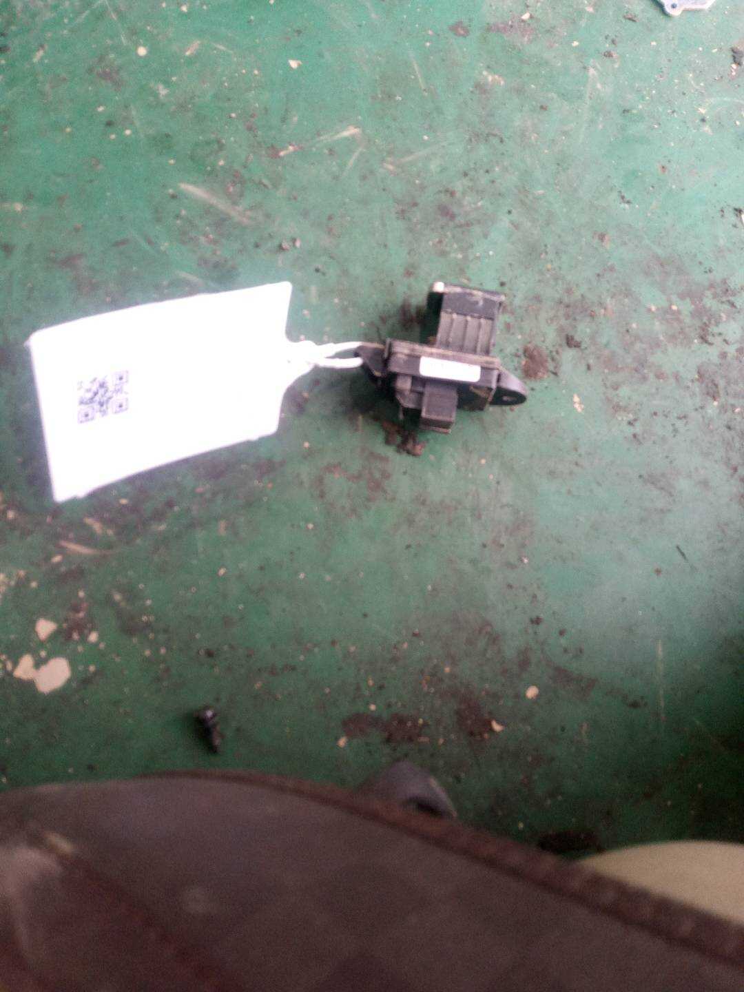 4F1927225C Electronic Parking Brake Switch