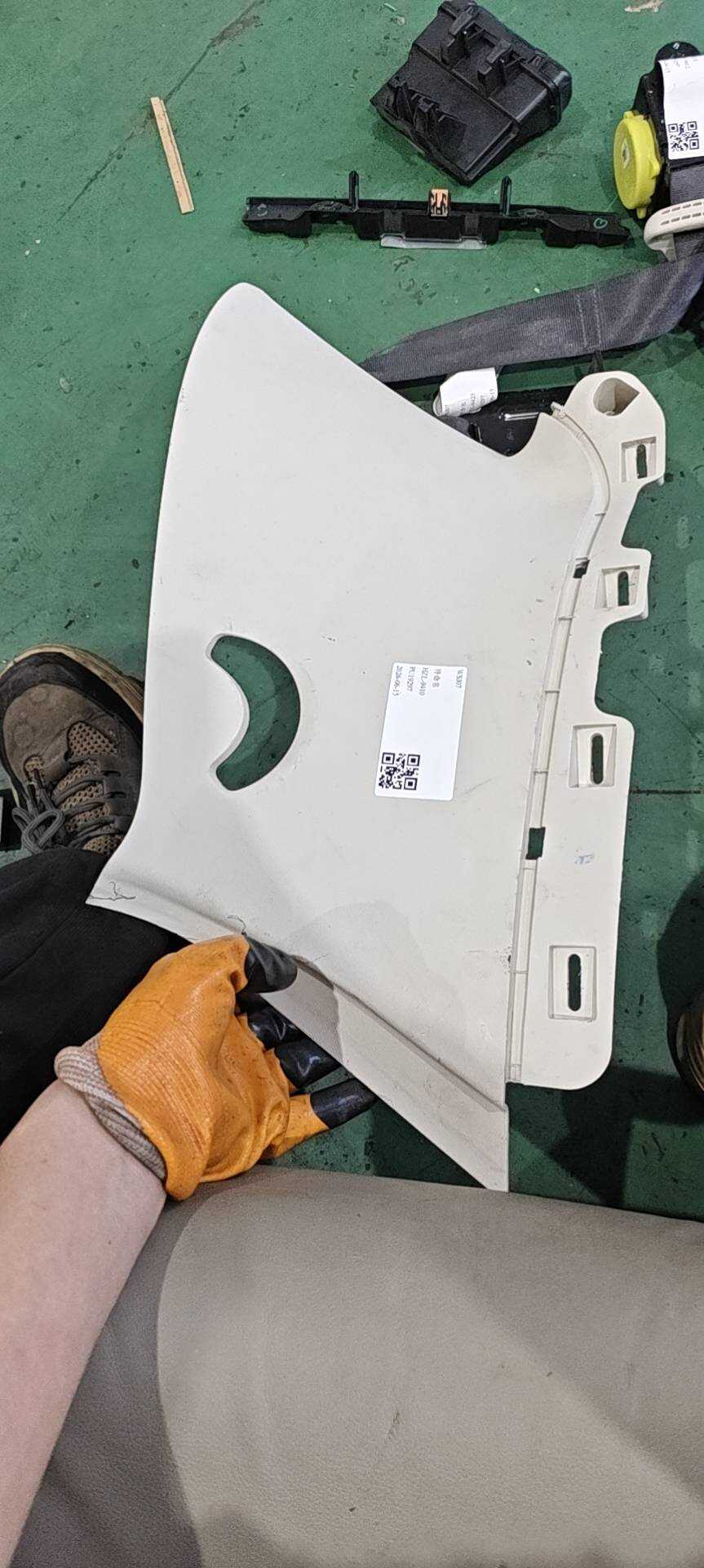 FK7BR280C47BH3AM1 D-Pillar Inner Trim (Upper Left)