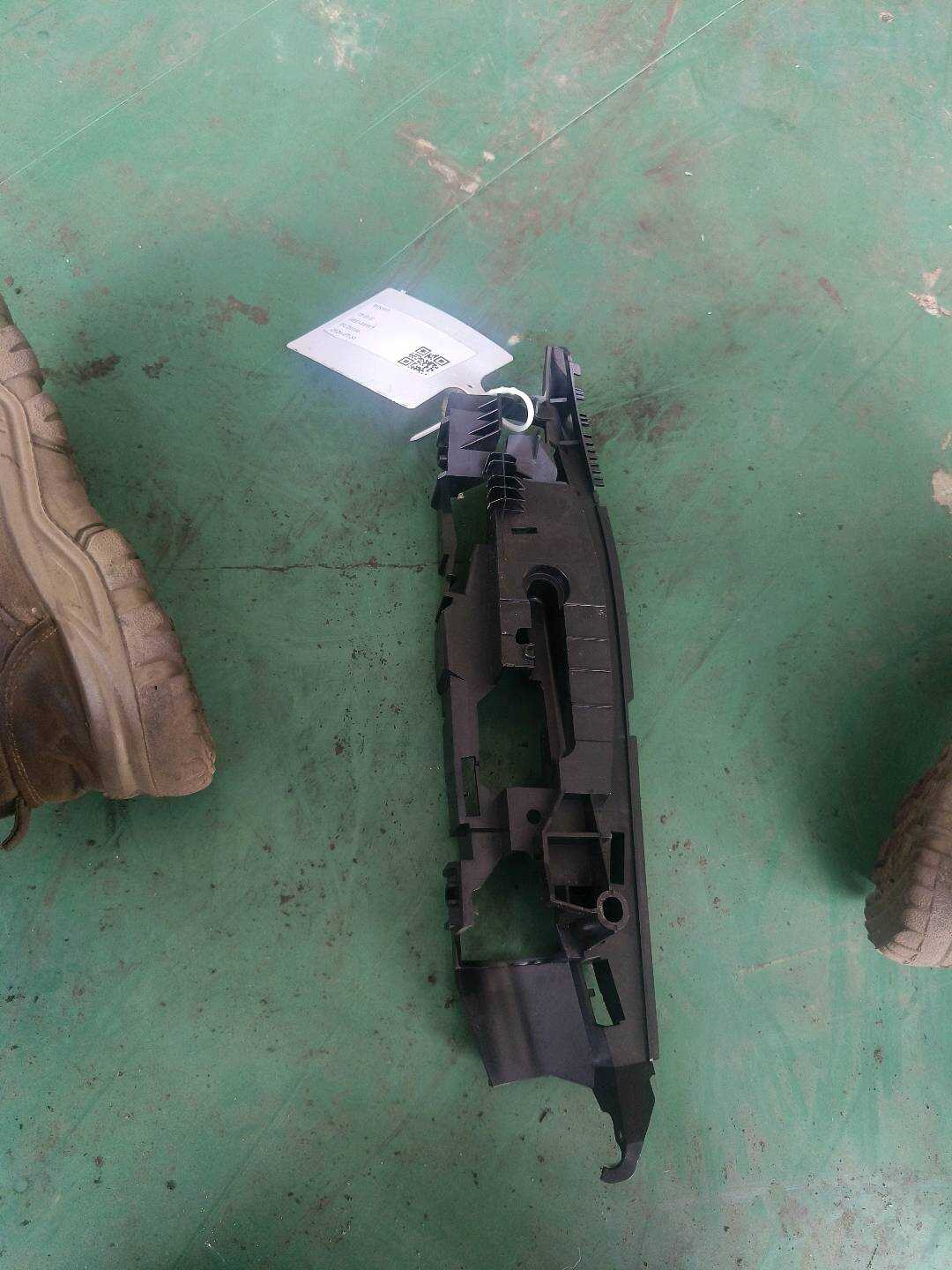 52106979656 Front Seat Frame Rail, Right
