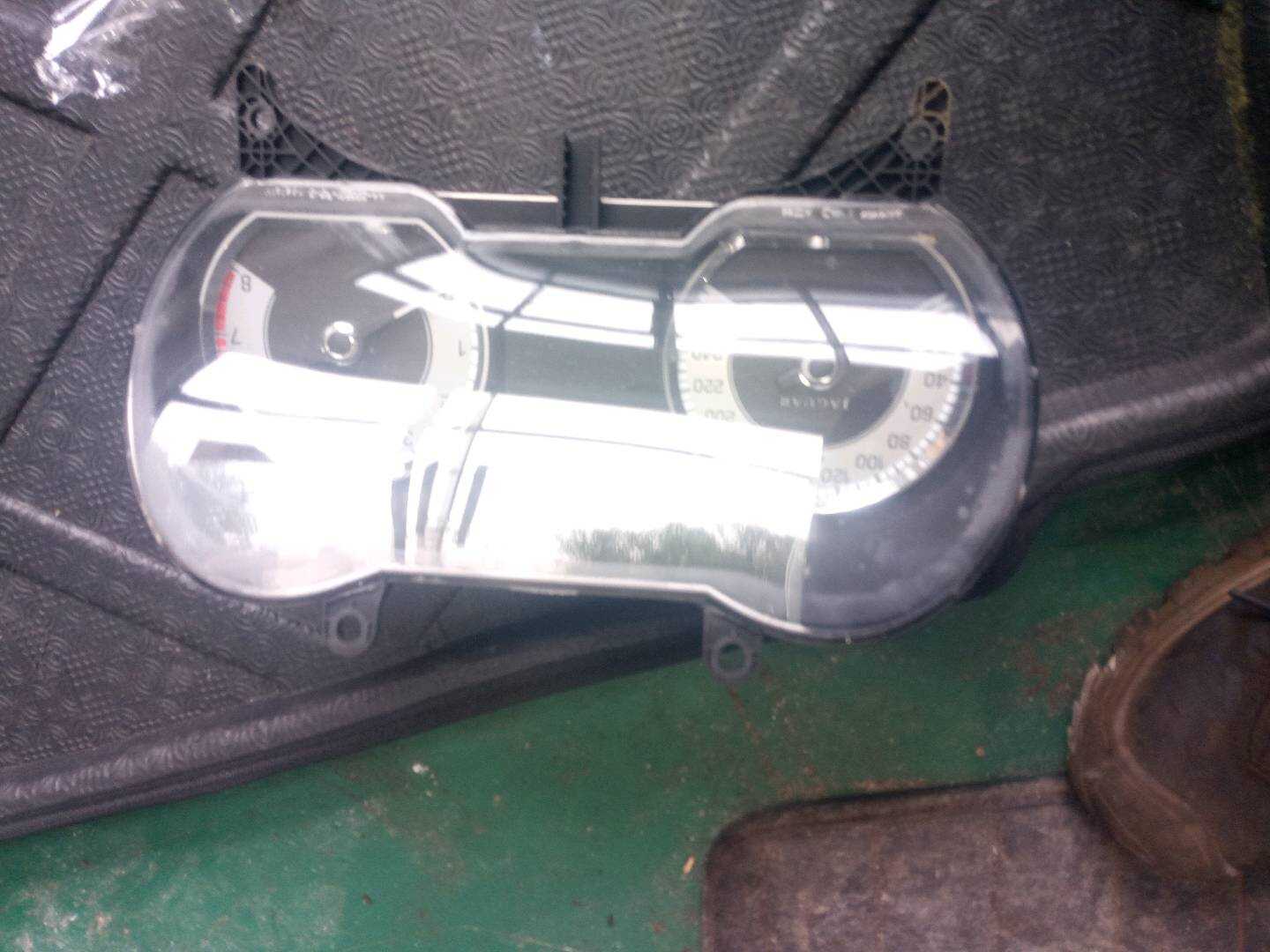 C2Z8826 组合仪表总成