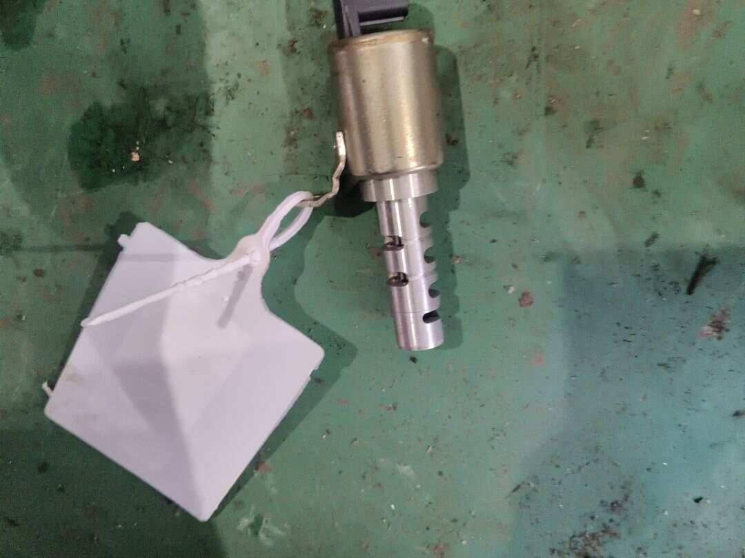 XR858494 排气凸轮轴电磁阀