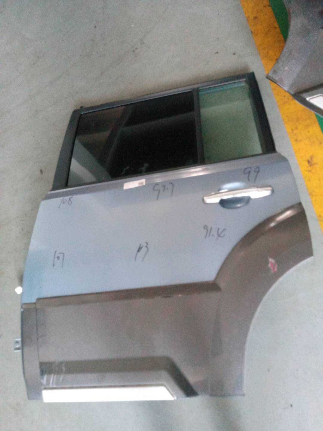 6201010Y31 后门壳（左）