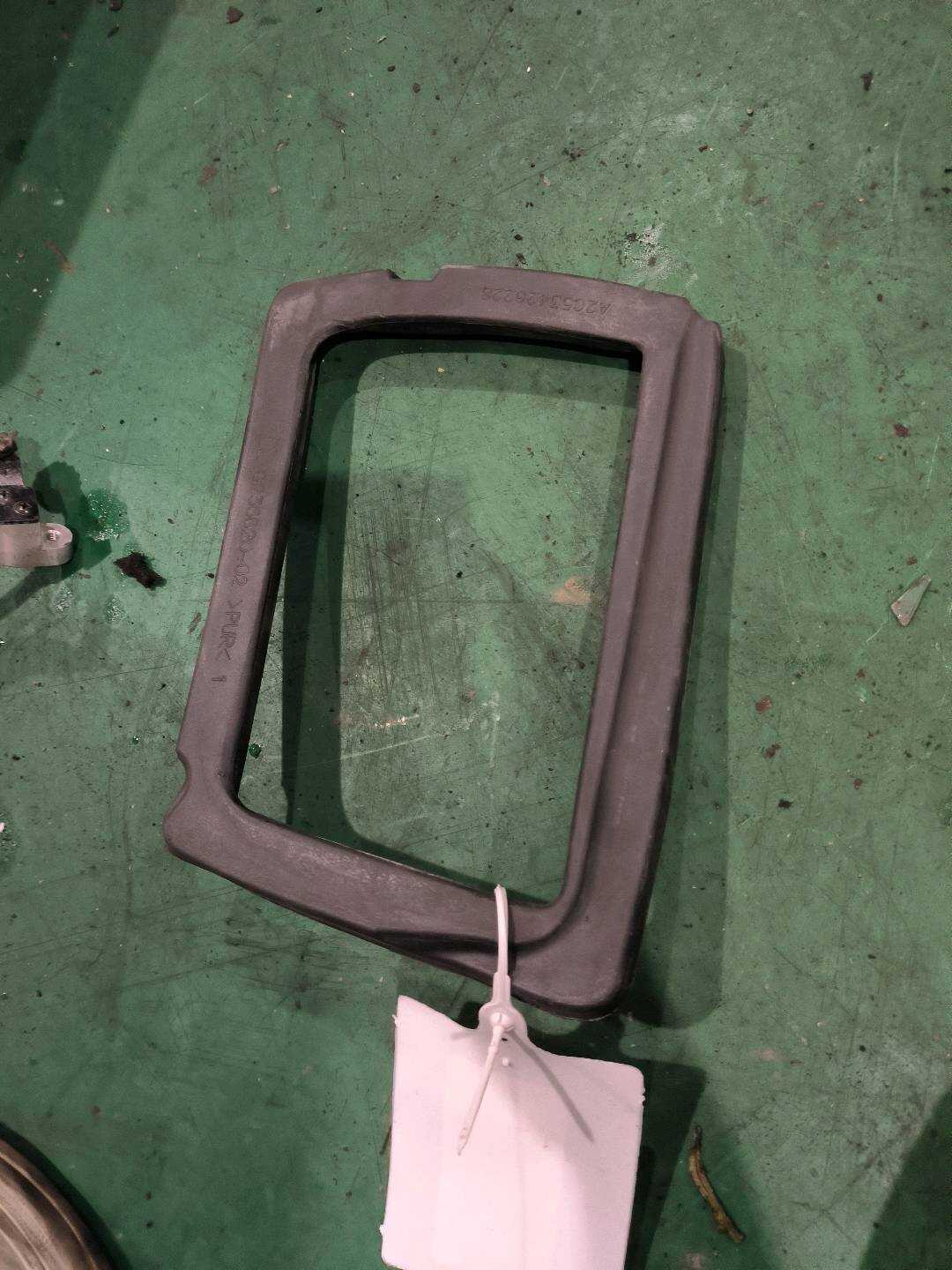 62309236820 平视显示系统隔音装置