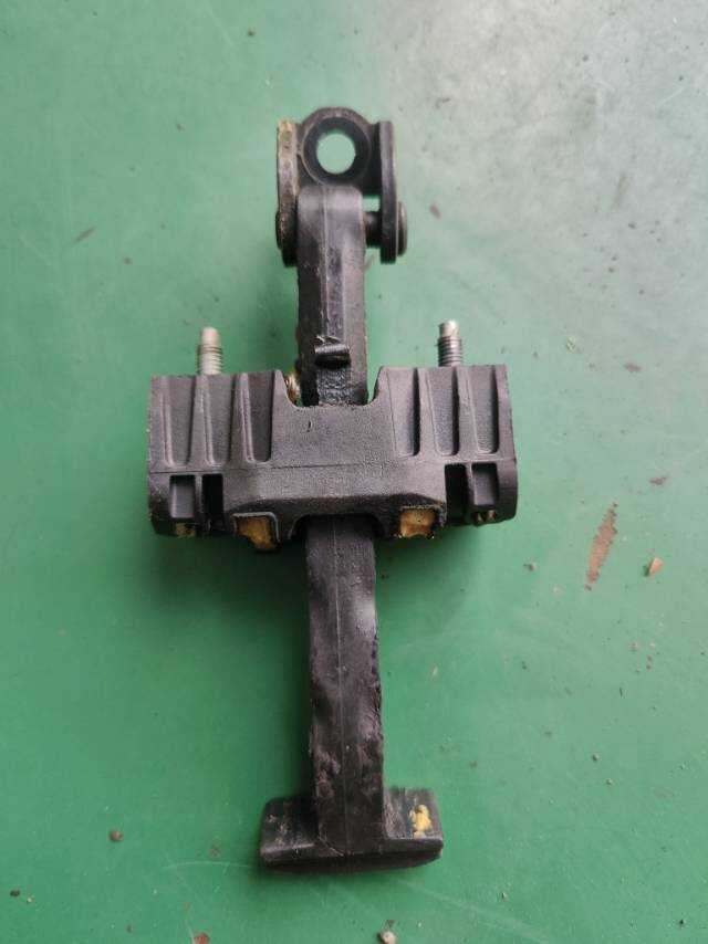 9181H9 Front Door Check Strap, Right