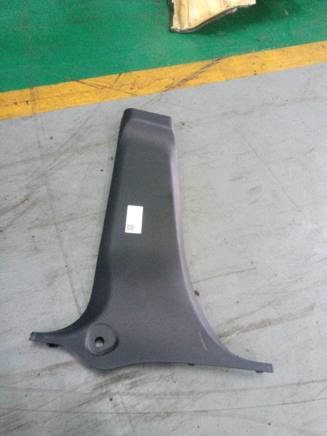A24669201009H68 B柱内衬(左下)
