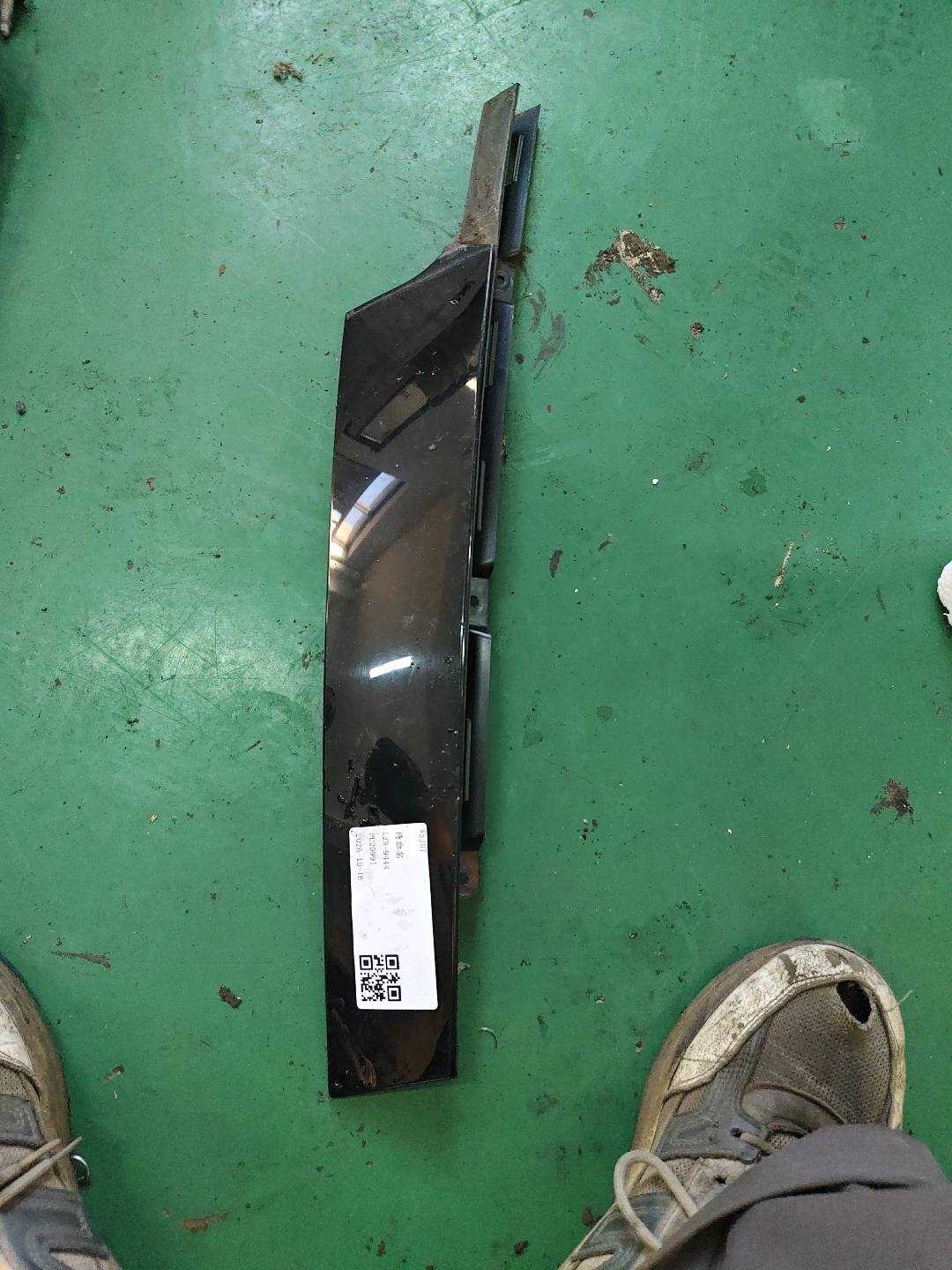 51339800551 饰板 B 柱 车门 前左