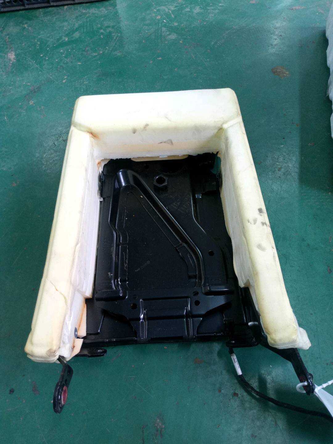 8R0885077C 直通装载系统