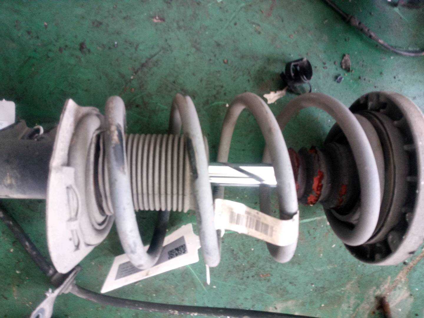 31336787135 前减震器螺旋弹簧