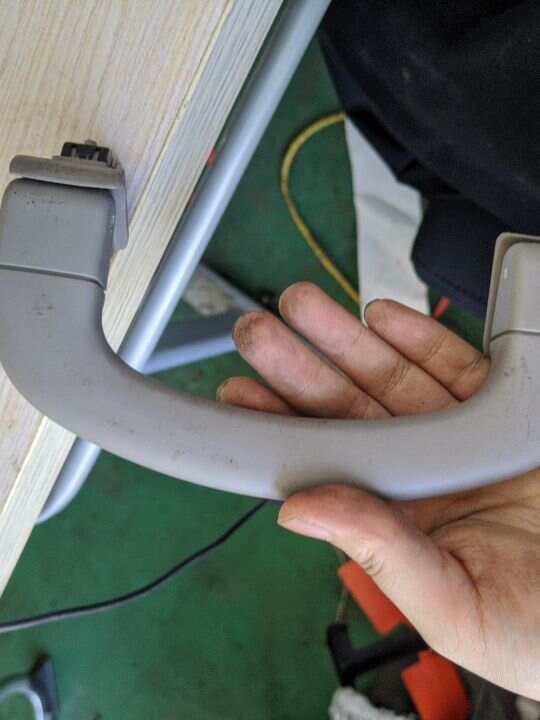 156122887 Roof Grab Handle, Front