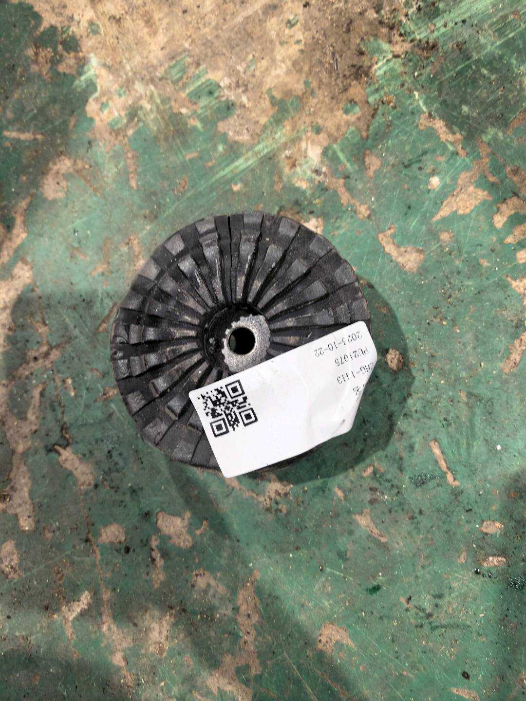 8E0412377 Front Shock Absorber Mount, Left