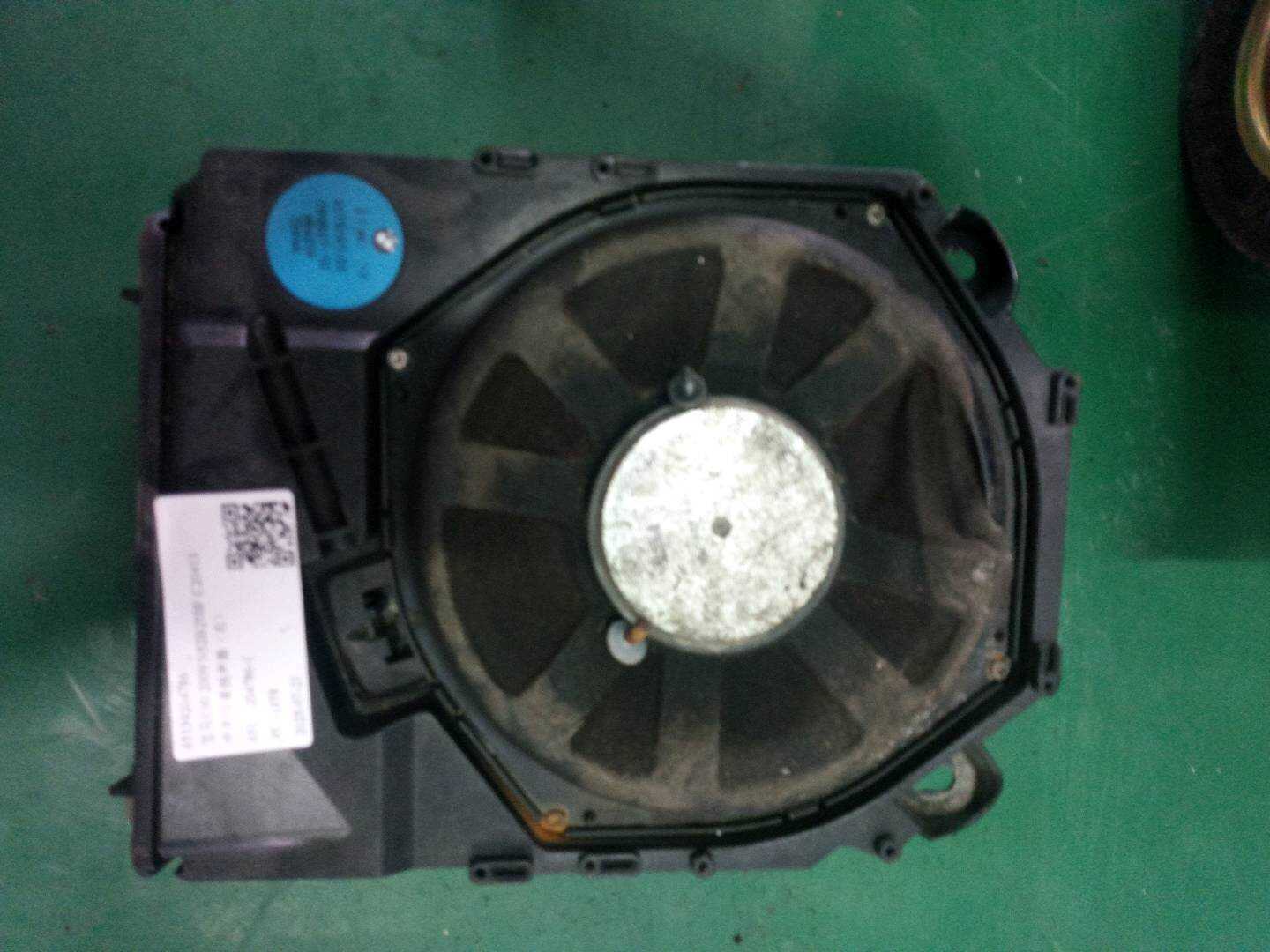 65139204786 中央低音扬声器(右)