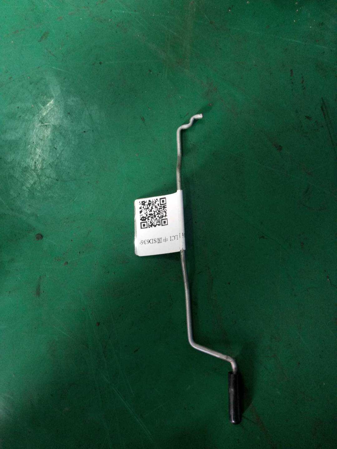 51217059906 前门锁止杆(右)