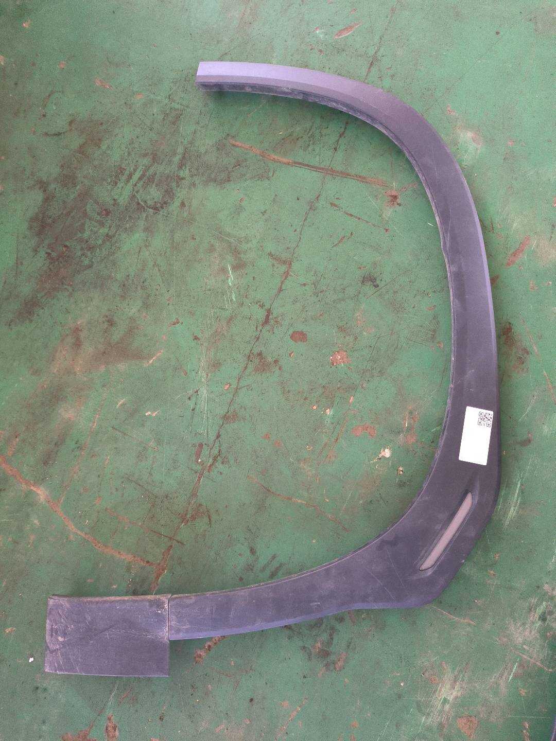 P0008446AI Front Wheel Arch Molding Assembly - Left