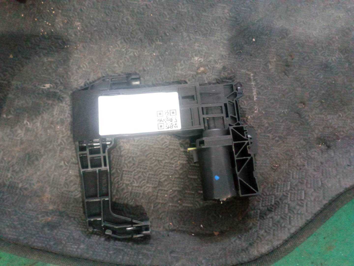 A0009700026 前座椅头枕调整电机(右)