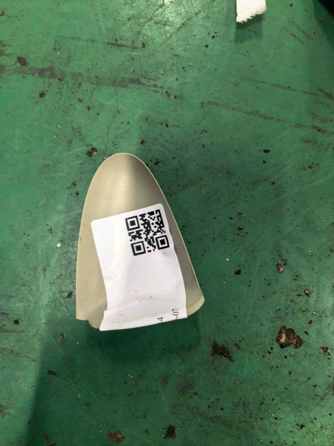 6928306050 前门内拉手框盖板(右)